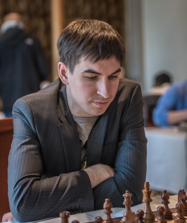 Högst rankade GM Dimitrij Andrejkin, Ryssland vann mot...(Foto: Lars OA Hedlund)