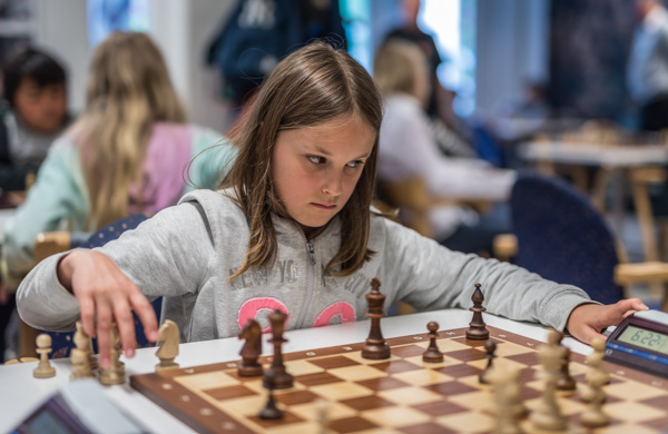 "Med tvekan" (Foto: Lars OA Hedlund)