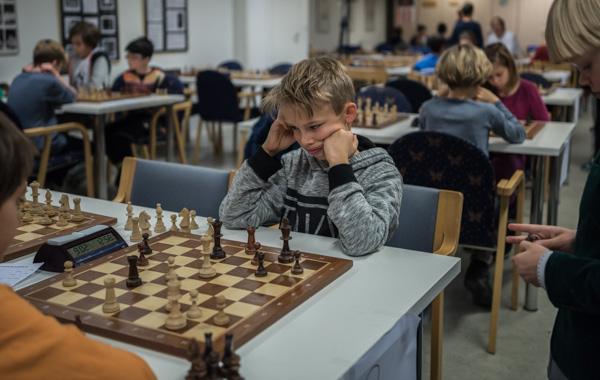 "Svår ställning" (Foto: Lars OA Hedlund)