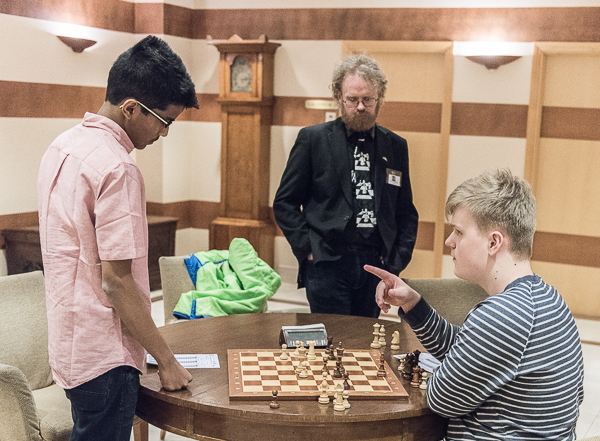 "Dragupprepning, eller?" (Foto: Lars OA Hedlund)