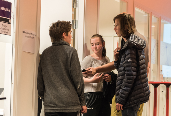 " - Här är beviset" (Foto: Lars OA Hedlund)