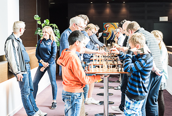 "Efteranalyser" (Foto: Lars OA Hedlund)